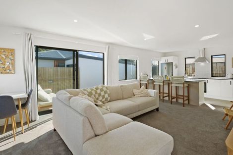 Photo of property in 2/9 Raupo Street, Bromley, Christchurch, 8062