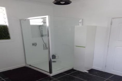 Photo of property in 29 Tahi Terrace, Glen Eden, Auckland, 0602