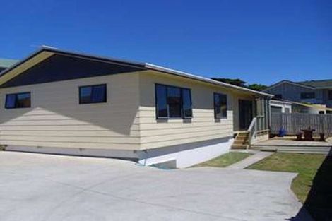 Photo of property in 37a Tireti Road, Titahi Bay, Porirua, 5022