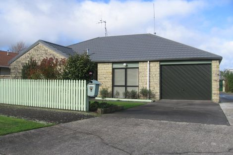 Photo of property in 1/90 Florence Avenue, Palmerston North, 4414