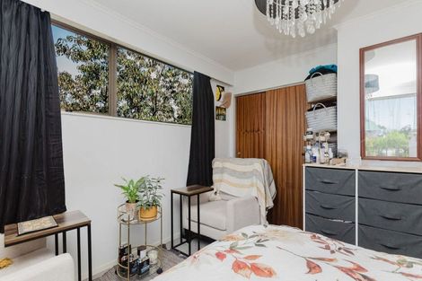 Photo of property in 25 Thyra Street, Dannevirke, 4930