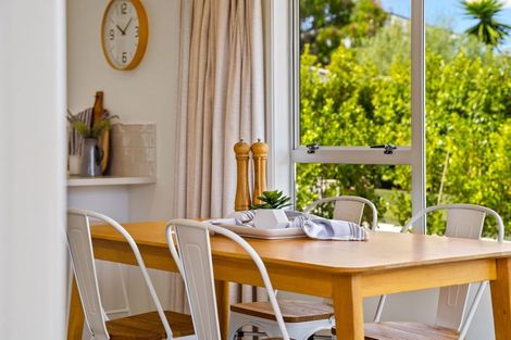 Photo of property in 2/43 Telstar Place, Beach Haven, Auckland, 0626