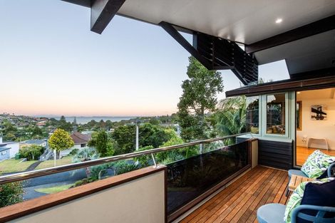 Photo of property in 43 Aotearoa Terrace, Murrays Bay, Auckland, 0630