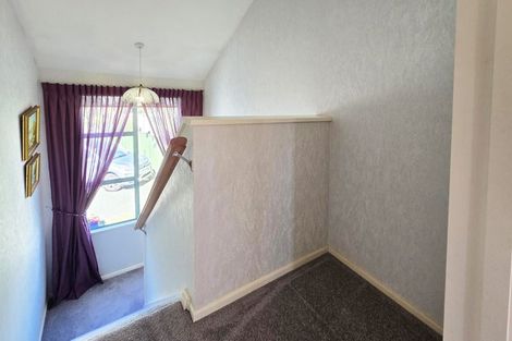 Photo of property in 8 Montague Way, Taradale, Napier, 4112