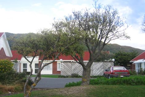 Photo of property in 4/62- 64 Waiwhetu Road, Waiwhetu, Lower Hutt, 5010