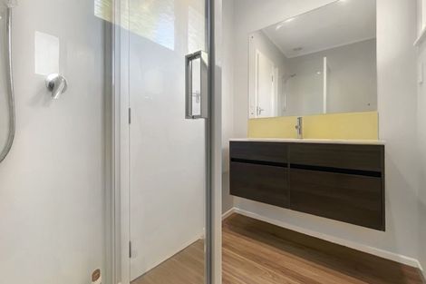 Photo of property in 52 Cyclarama Crescent, Massey, Auckland, 0614