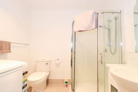 Photo of property in 16 Studfall Street, Pakuranga Heights, Auckland, 2010