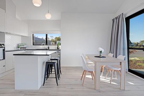 Photo of property in 1 Lamont Place, Waikanae, 5036