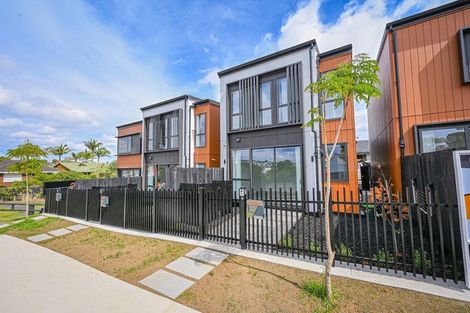 Photo of property in 89b Whitford Road, Botany Downs, Auckland, 2014