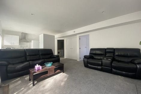 Photo of property in 1/17 Robin Lane, Browns Bay, Auckland, 0630