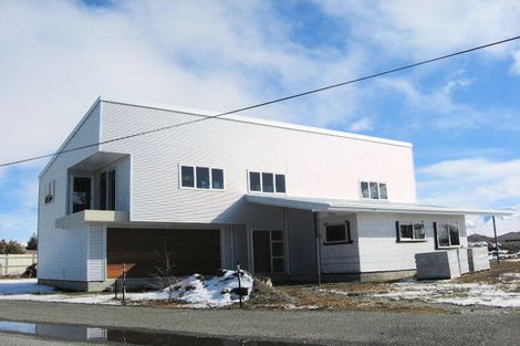 Photo of property in 63 Rata Road, Twizel, 7901