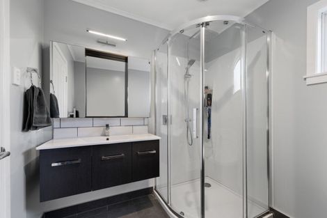 Photo of property in 8 Oriental Street, Welbourn, New Plymouth, 4312