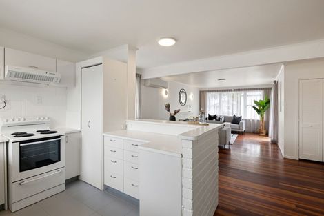 Photo of property in 8 Forsyth Street, St Andrews, Hamilton, 3200