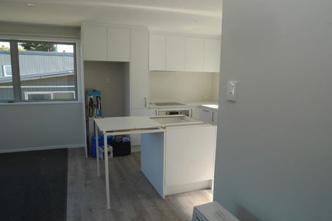 Photo of property in 137a Newlands Road, Newlands, Wellington, 6037