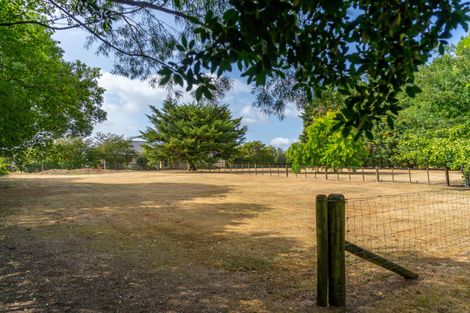 Photo of property in 127 Kent Street, Carterton, 5713