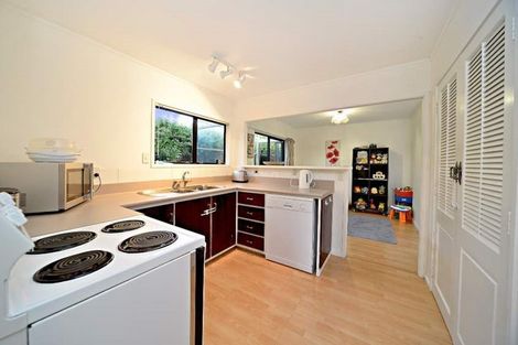 Photo of property in 39 Lastel Place, Shelly Park, Auckland, 2014
