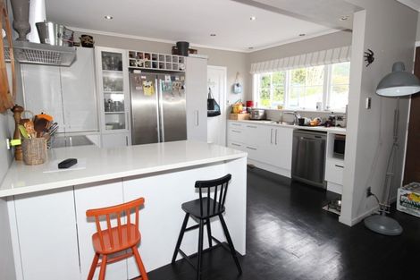 Photo of property in 11 River Road, Red Beach, 0932