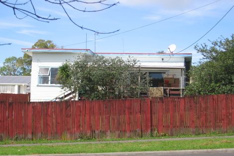 Photo of property in 72 Forest Hill Road, Henderson, Auckland, 0612