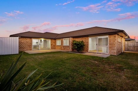 Photo of property in 21 Ponga Place, Papamoa Beach, Papamoa, 3118