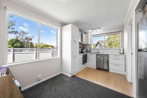 Photo of property in 6 Cam Place, Harewood, Christchurch, 8051