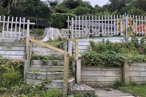 Photo of property in 17 Bedford Street, Northland, Wellington, 6012