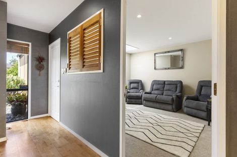 Photo of property in 17 Piriti Drive, Te Atatu Peninsula, Auckland, 0610