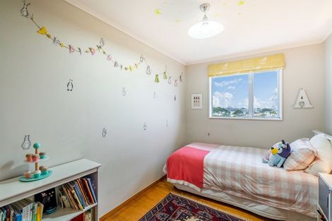 Photo of property in 3/72 Sylvan Avenue, Northcote, Auckland, 0627