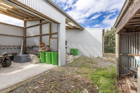 Photo of property in 2383 State Highway 2, Waipukurau, 4200