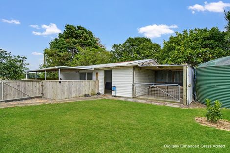 Photo of property in 54 Kuku Beach Road, Kuku, Levin, 5570
