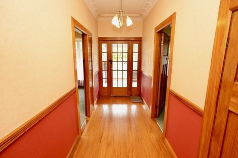 Photo of property in 16 Karamu Avenue, Takaro, Palmerston North, 4410