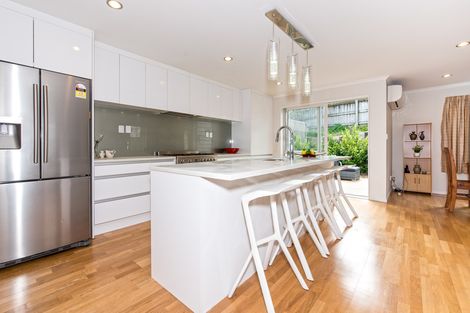 Photo of property in 102a San Marino Drive West, Henderson, Auckland, 0612