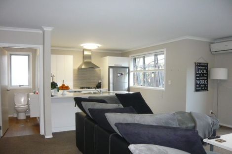 Photo of property in 27u8 Jones Crescent, Melville, Hamilton, 3206