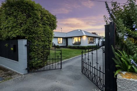 Photo of property in 194 Springs Road, Hornby, Christchurch, 8042