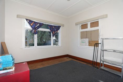 Photo of property in 42 Stewart Street, Marton, 4710