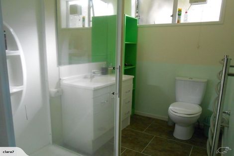 Photo of property in 1/87-89 Hinemoa Street, Birkenhead, Auckland, 0626