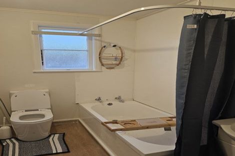 Photo of property in 32 Meldrum Street, Winton, 9720