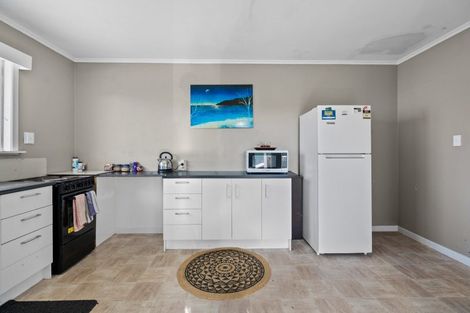 Photo of property in 16 Ruawai Wharf Road, Ruawai, 0530