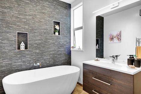 Photo of property in 28 Maire Street, Hawera, 4610