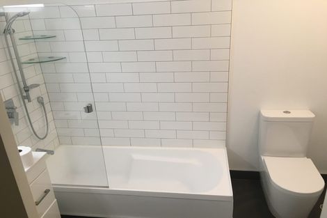 Photo of property in Luxford Villas, 115/72u Herald Street, Berhampore, Wellington, 6023