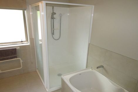 Photo of property in 52 Evergreen Crescent, Trentham, Upper Hutt, 5018