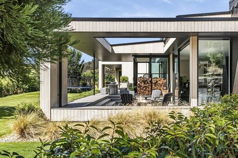 Photo of property in 1 Mcrae Rise, Wanaka, 9305