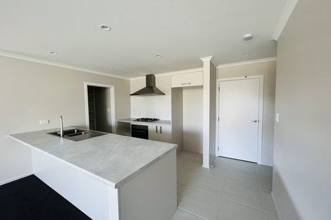Photo of property in 1152a Heaphy Terrace, Fairfield, Hamilton, 3214