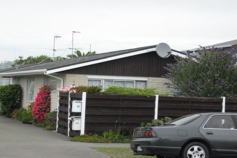 Photo of property in 17 Sandra Street, South New Brighton, Christchurch, 8062
