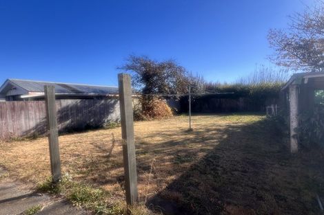 Photo of property in 21 Sandown Crescent, Aranui, Christchurch, 8061