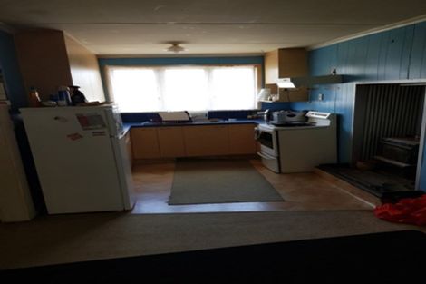 Photo of property in 120 Queen Street, Westport, 7825