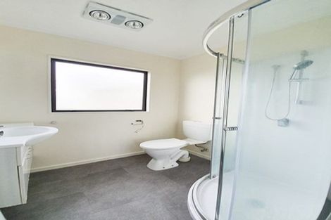 Photo of property in 6/8 Margan Avenue, New Lynn, Auckland, 0600