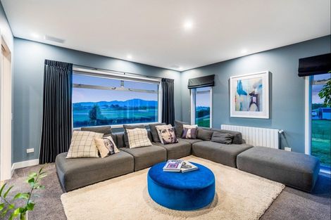 Photo of property in 184-186 Milne Drive, Paraparaumu, 5032