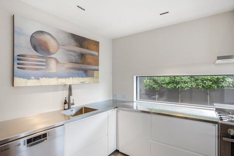 Photo of property in 14 Shalimar Crescent, Khandallah, Wellington, 6035