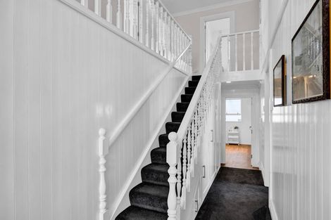 Photo of property in 36 Tawhiti Road, Hawera, 4610