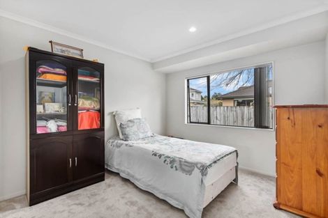 Photo of property in 13 Coleraine Place, East Tamaki, Auckland, 2016